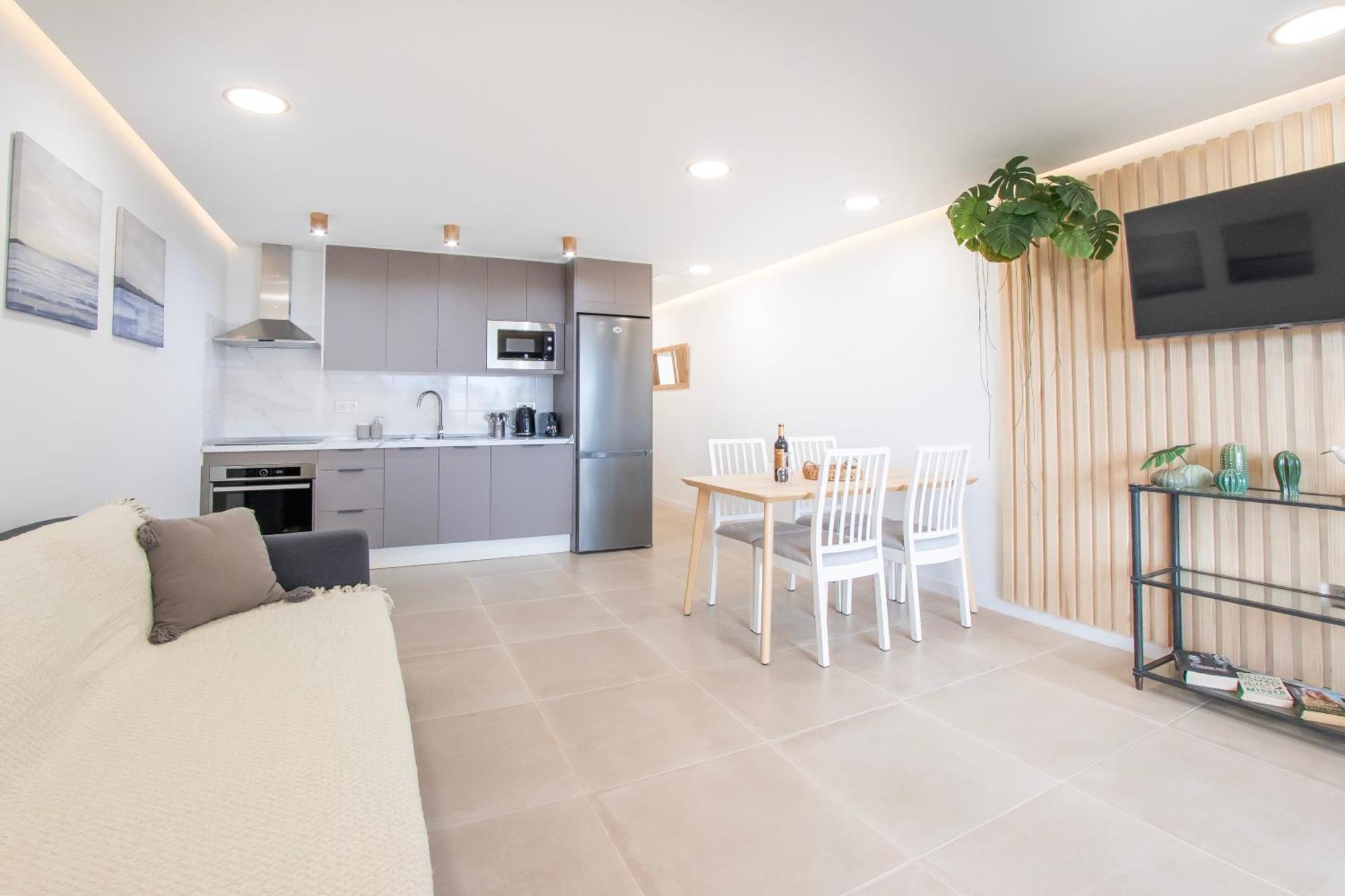 Newly Renovated, Luxurious Apartment With A Heated Pool, 259 San Miguel de Abona Esterno foto